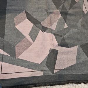 Soia & Kyo Larisa Scarf Woven Geometric Shawl Wrap Blush Ash Fringe Soft NWT